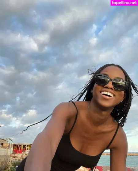 Onlybombshell OnlyFans Thumbnail #VdOIhTNVef