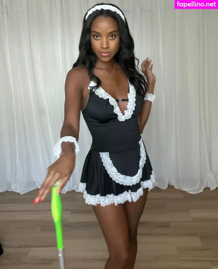 Onlybombshell OnlyFans Thumbnail #rEZfRTEXoJ