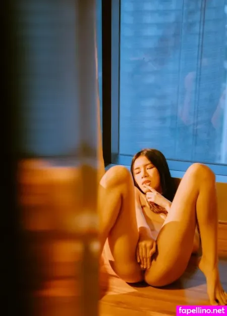 Onlycarlyn OnlyFans Thumbnail #sxcBo8jqFp