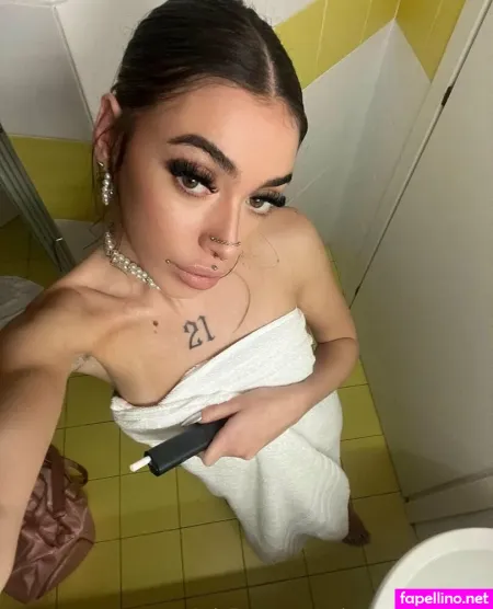 Onlycrystalcrocioni OnlyFans Thumbnail #2Qq18ouTRj