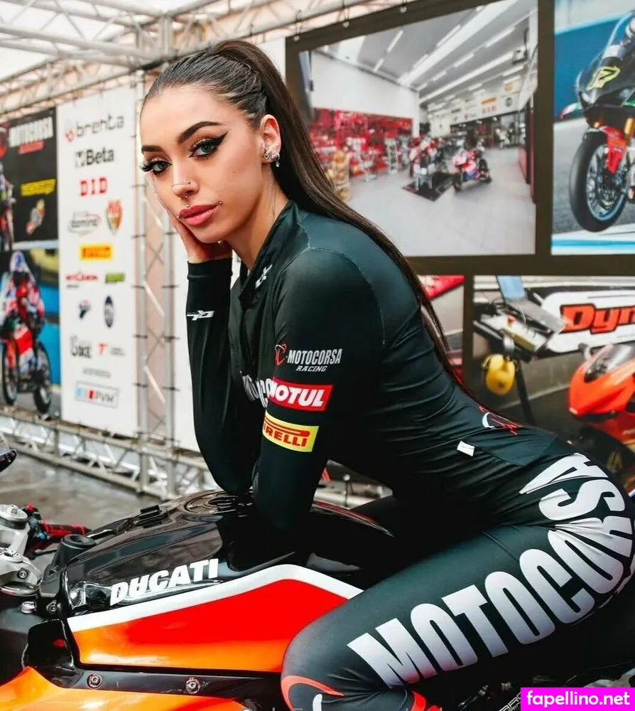 onlycrystalcrocioni Nude Leaked OnlyFans Photo #ouxV4hI84O