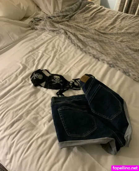 Onlyelenalouise OnlyFans Thumbnail #Phnfrp0FHe