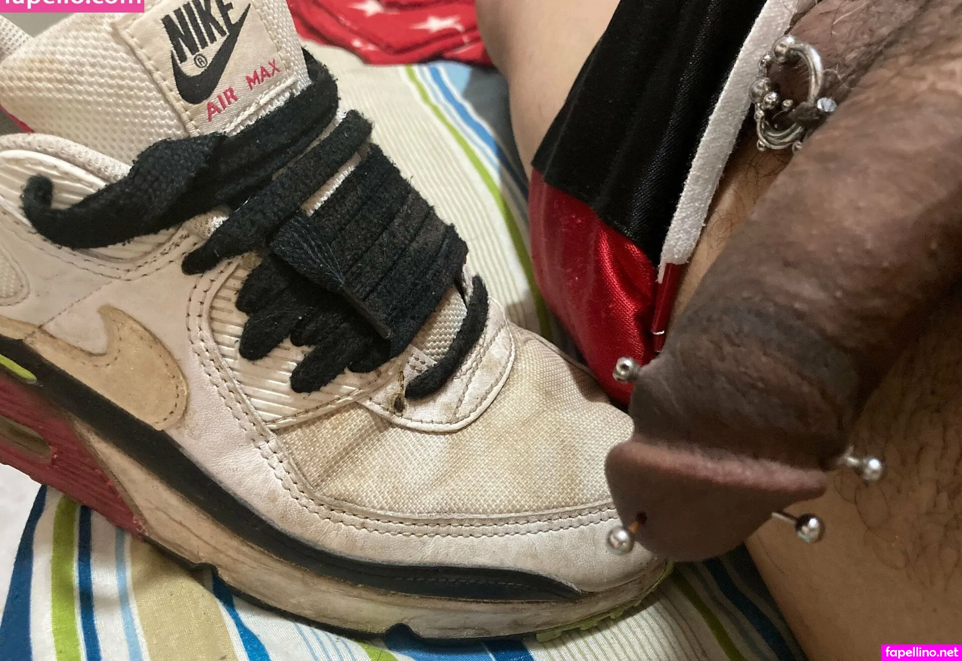 onlyfeetnsneakers Nude Leaked OnlyFans Photo #9NFyWyWTOx