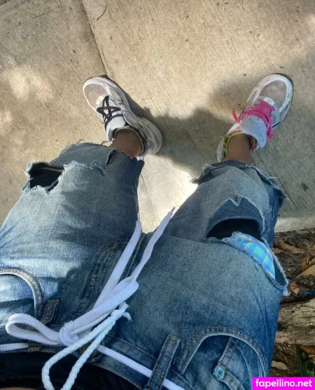Onlyfeetnsneakers OnlyFans Thumbnail #iw3rB1t0P4