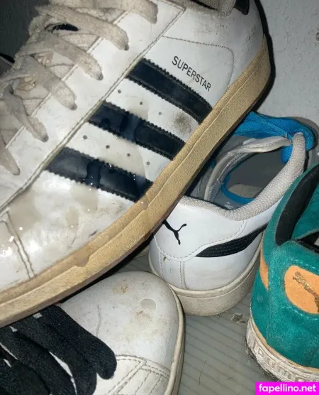 Onlyfeetnsneakers OnlyFans Thumbnail #tsXJwSJM4b