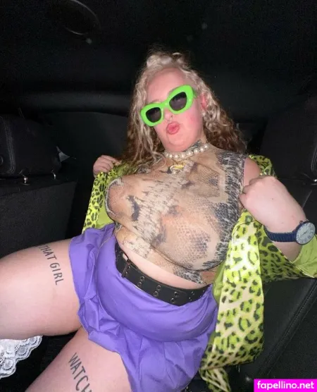 Onlygwen 1 OnlyFans Thumbnail #i4IwQFM6xS