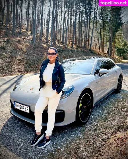 Onlyheni OnlyFans Thumbnail #u5tfBvdsIv