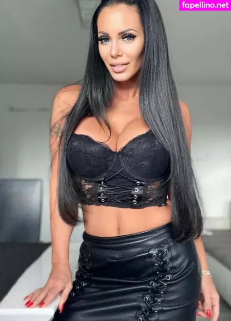 Onlyheni OnlyFans Thumbnail #wNkX4Scfoz