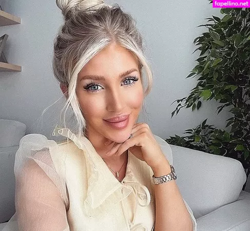 Onlyhollydolly OnlyFans Thumbnail #PROdR1xfJB