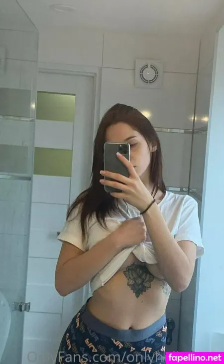 Onlyhollymary OnlyFans Thumbnail #xoEihvIT3V