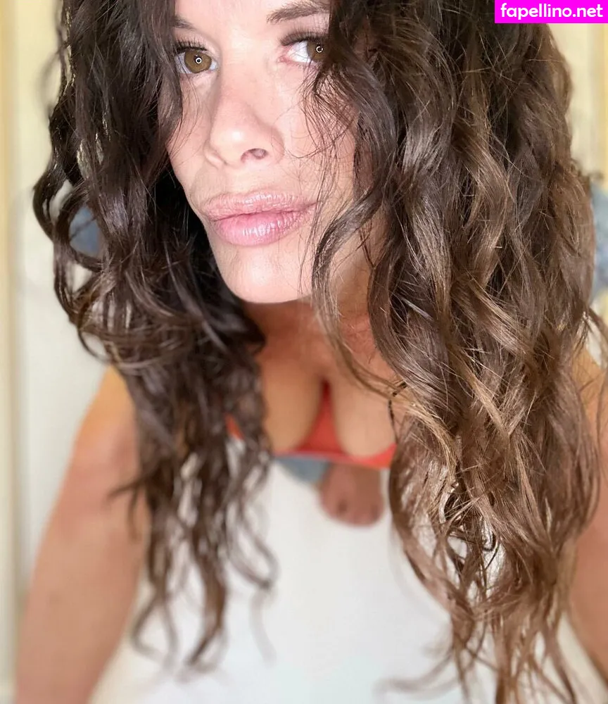 OnlyJans2023, janscoffeeandsunshine Nude Leaked OnlyFans Photo #xwCXuTeyZP