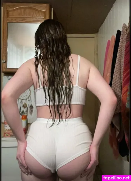 Onlypeachyfans OnlyFans Thumbnail #mZcFNorP9f