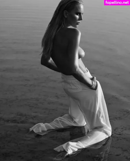 Onlysimonafans OnlyFans Thumbnail #LKFxEsNR3S