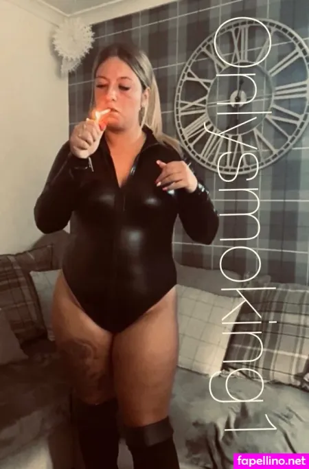 Onlysmoking1 OnlyFans Thumbnail #rxG5JqIFRe