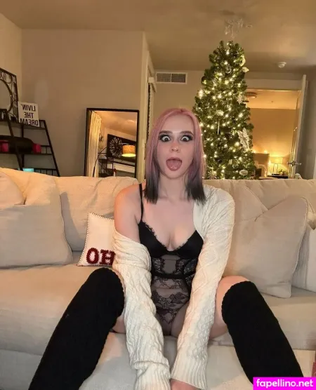 Onlysophieviolet OnlyFans Thumbnail #3mbtVjgLJt