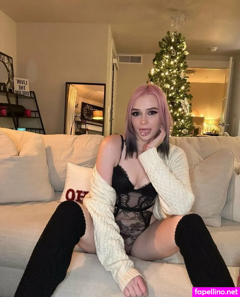 onlysophieviolet, ourhighlandfarmandlotsofgrace Nude Leaked OnlyFans Photo #FUW2FpeqfO