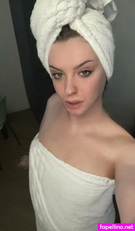 Onlysw4m1x OnlyFans Thumbnail #b1ZMf11deZ