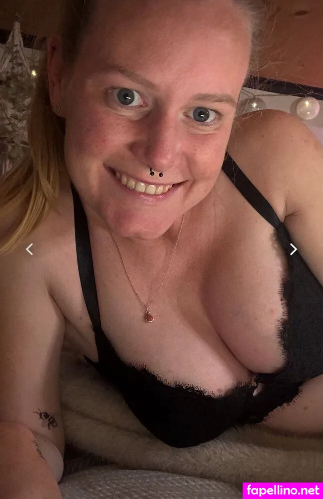 Onlyviviofficial, Vivienne Nude Leaked OnlyFans Photo #eeybQB1hMB