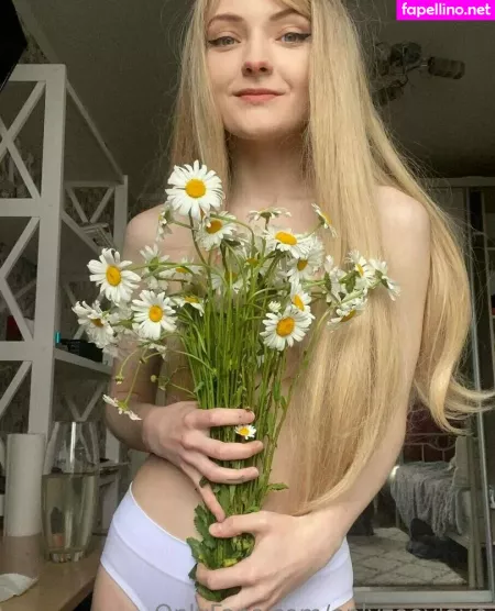 Onlyzoeylove OnlyFans Thumbnail #aDszYeeqgb