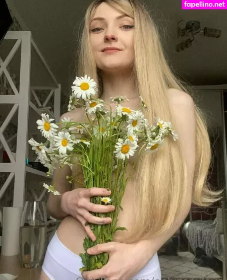 Onlyzoeylove OnlyFans Thumbnail #tgUBeqaZdS