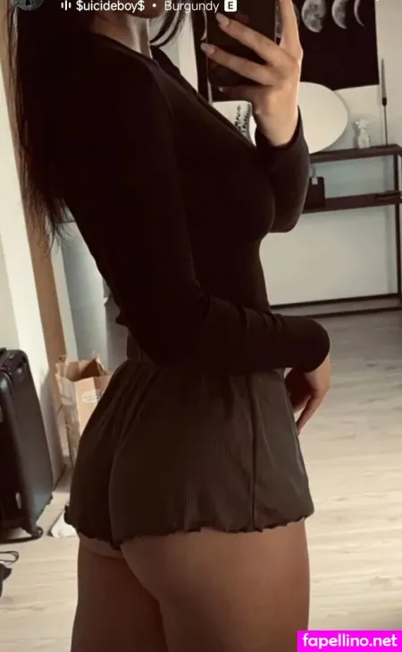 Onselina OnlyFans Thumbnail #YZJJFETueZ