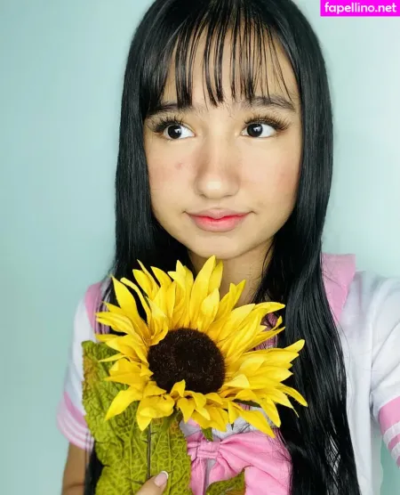 Ooficialanie OnlyFans Thumbnail #Run1aDV7O0