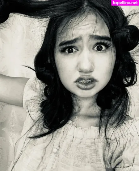 Ooficialanie OnlyFans Thumbnail #SgKhBoNMkN