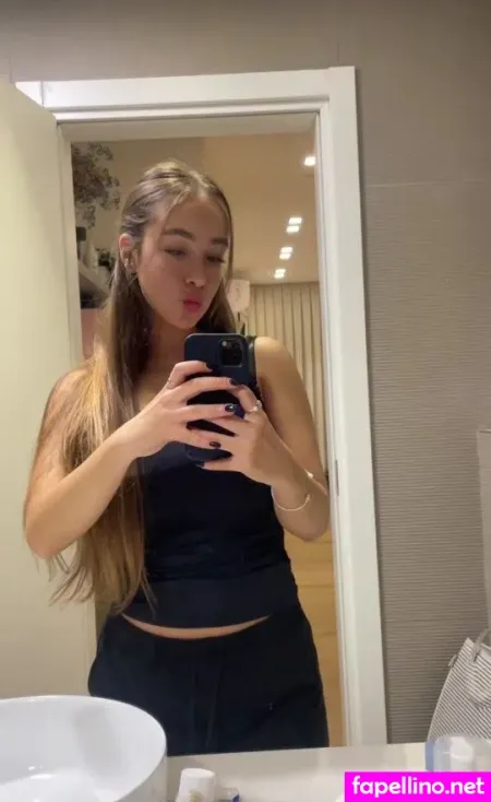 Oofrijan OnlyFans Thumbnail #sWEbnVf3PH