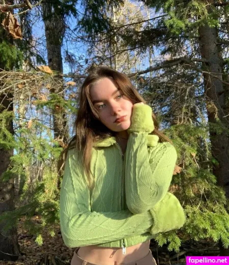 Oona Hiltunen OnlyFans Thumbnail #MudPBuZ9gx