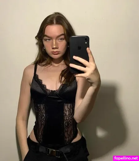 Oona Hiltunen OnlyFans Thumbnail #YR5BZW9chX
