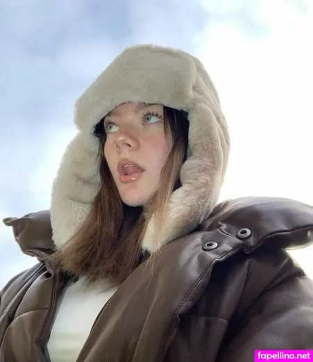 Oona Hiltunen OnlyFans Thumbnail #sJAmenAmTF