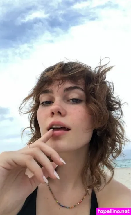 Oona Laurence OnlyFans Thumbnail #BJ1K4ahAV8