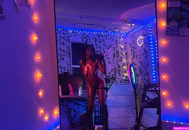 Oonacx OnlyFans Thumbnail #jHAXQuvdqa