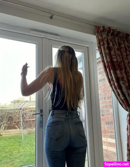 Oonaghkittieee OnlyFans Thumbnail #Q9KCZmPtEG