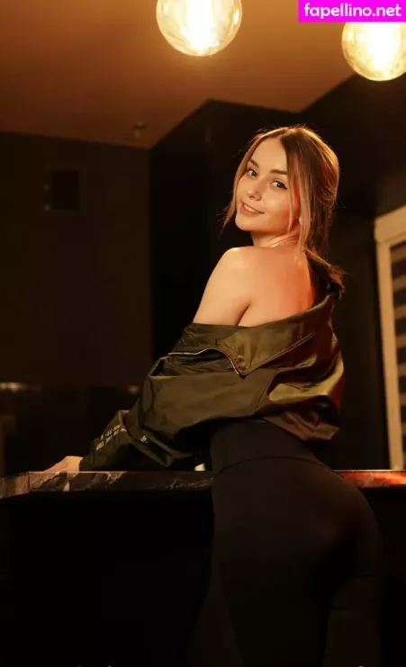 Oooopsfree OnlyFans Thumbnail #9joPzNUdsw