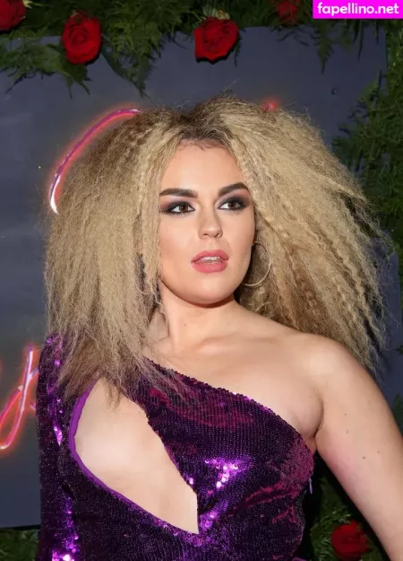 Oops International OnlyFans Thumbnail #fttuoex4Cn