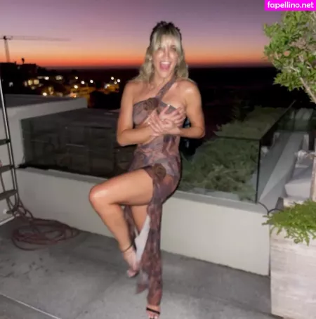 Oops International OnlyFans Thumbnail #kwRszJLzwF