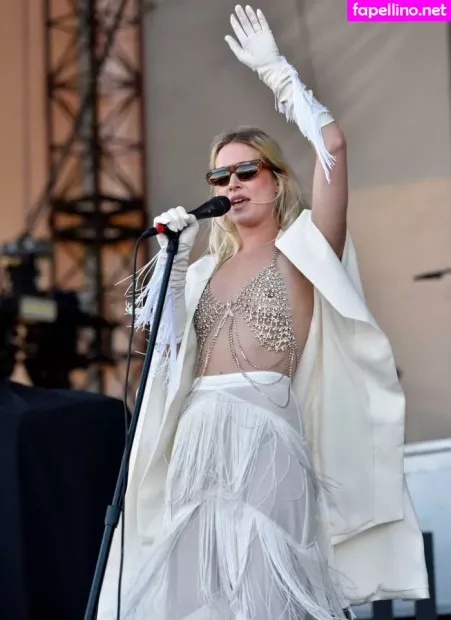 Oops International OnlyFans Thumbnail #s0x1TT1zKf