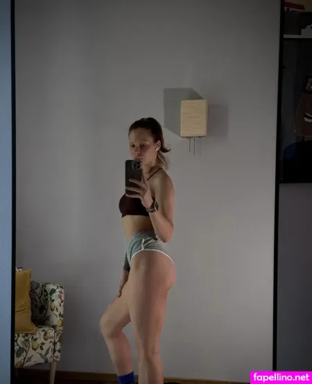 Oopsfoxy OnlyFans Thumbnail #YzXVUvYa7E