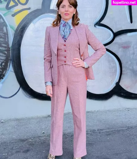 Ophelia Lovibond OnlyFans Thumbnail #C7tgiGeHk9