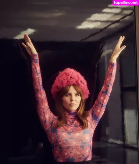 Ophelia Lovibond OnlyFans Thumbnail #HhAyifg0WR