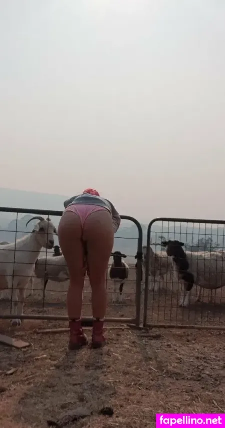 Opheliavile OnlyFans Thumbnail #pwzwv600sm