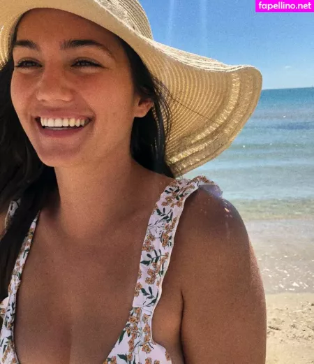 Ophelie Bau OnlyFans Thumbnail #6il4hCMPry