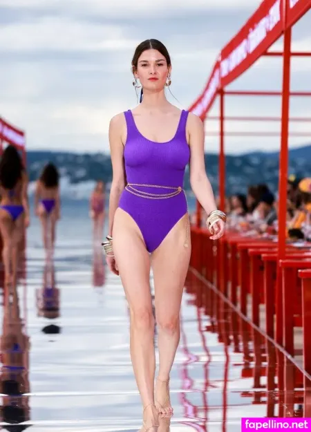 Ophelie Guillermand OnlyFans Thumbnail #xPnldPS05M