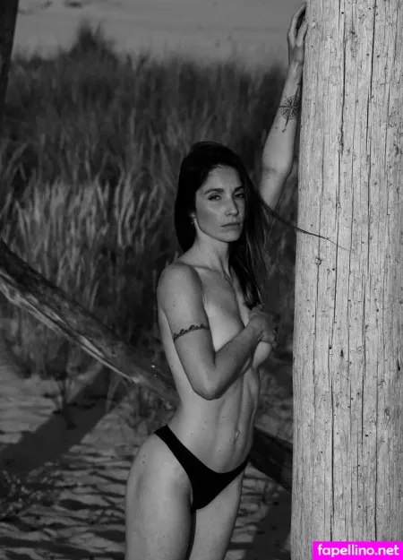 Ophelie Poisson 1 OnlyFans Thumbnail #1Tp0fCj1Qy