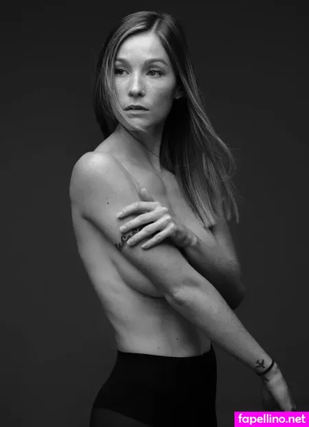 Ophelie Poisson 1 OnlyFans Thumbnail #yIFyGazybU