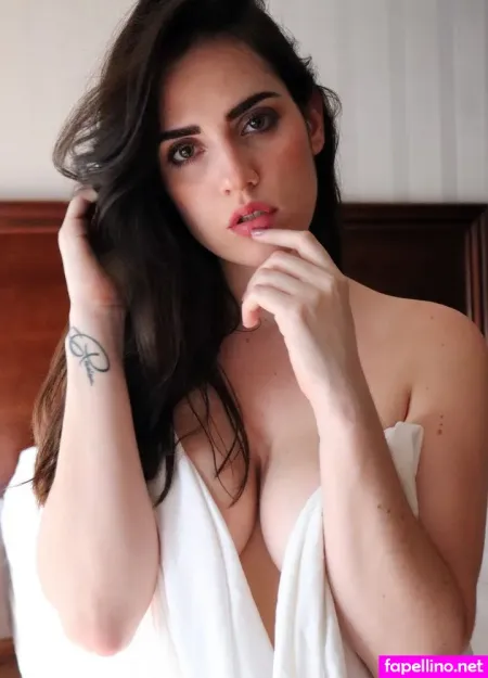 Ophelie Rullier OnlyFans Thumbnail #HFdHtKlwTP