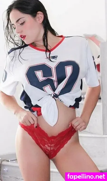 Ophelie Rullier OnlyFans Thumbnail #KMVBWMkPYU