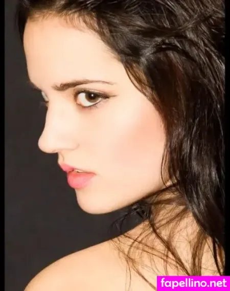 Ophelie Rullier OnlyFans Thumbnail #phMtcLshEP