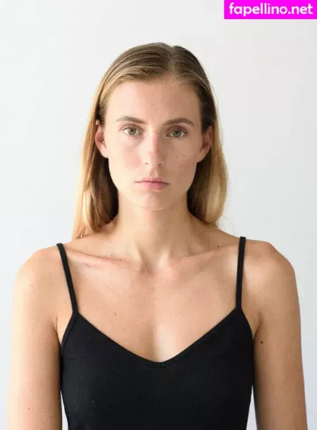 Orane Granger OnlyFans Thumbnail #2XFyfkvdV4